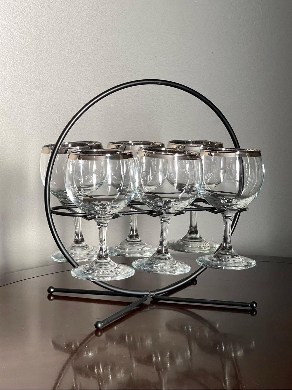 Elegant Vintage Silver-Rim Wine Glass Set With Black Metal Holder